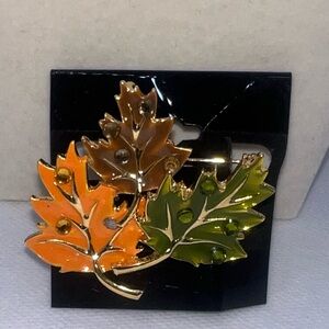 Autumn Leaf‎ Brooch with Rhinestones